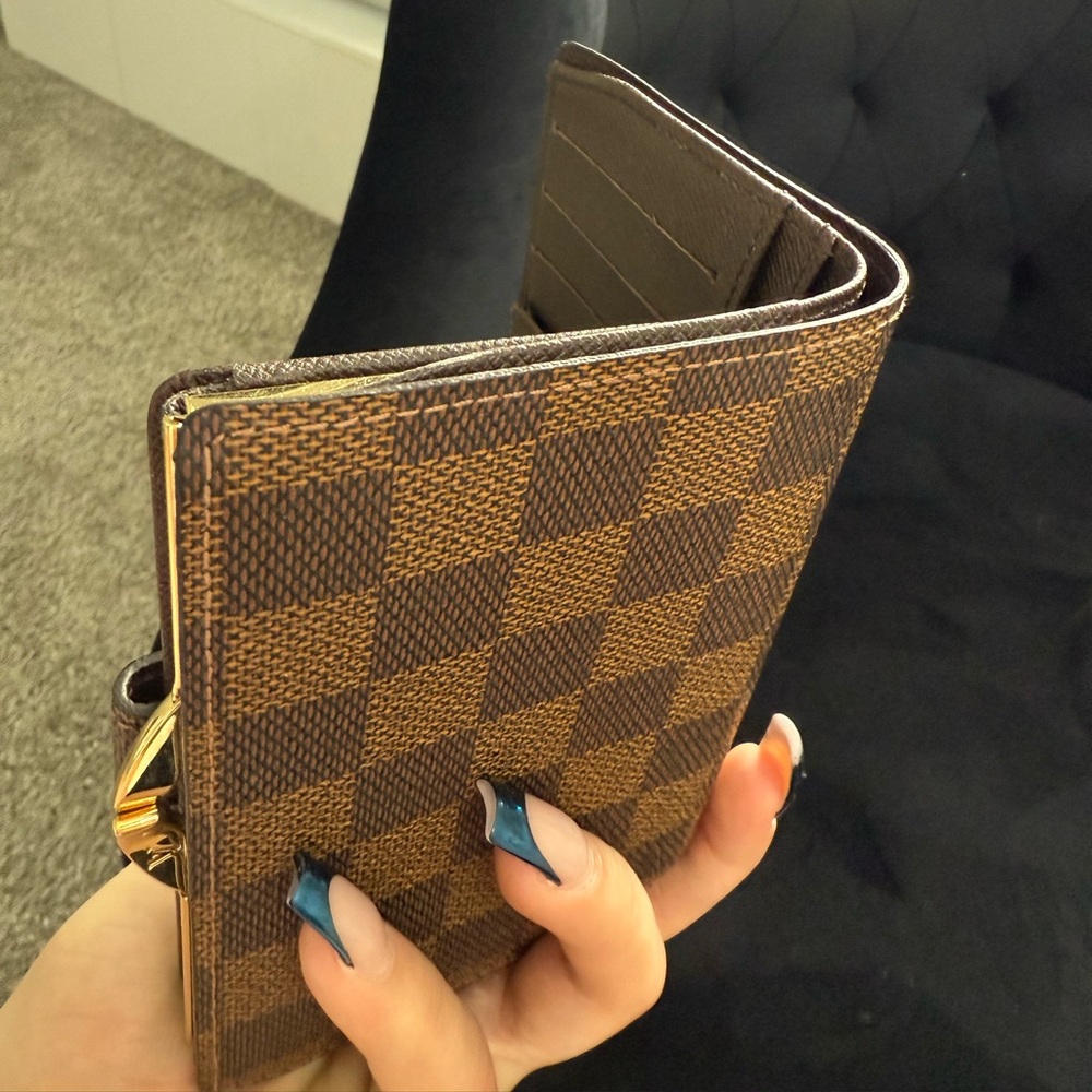 Authentic LV Wallet